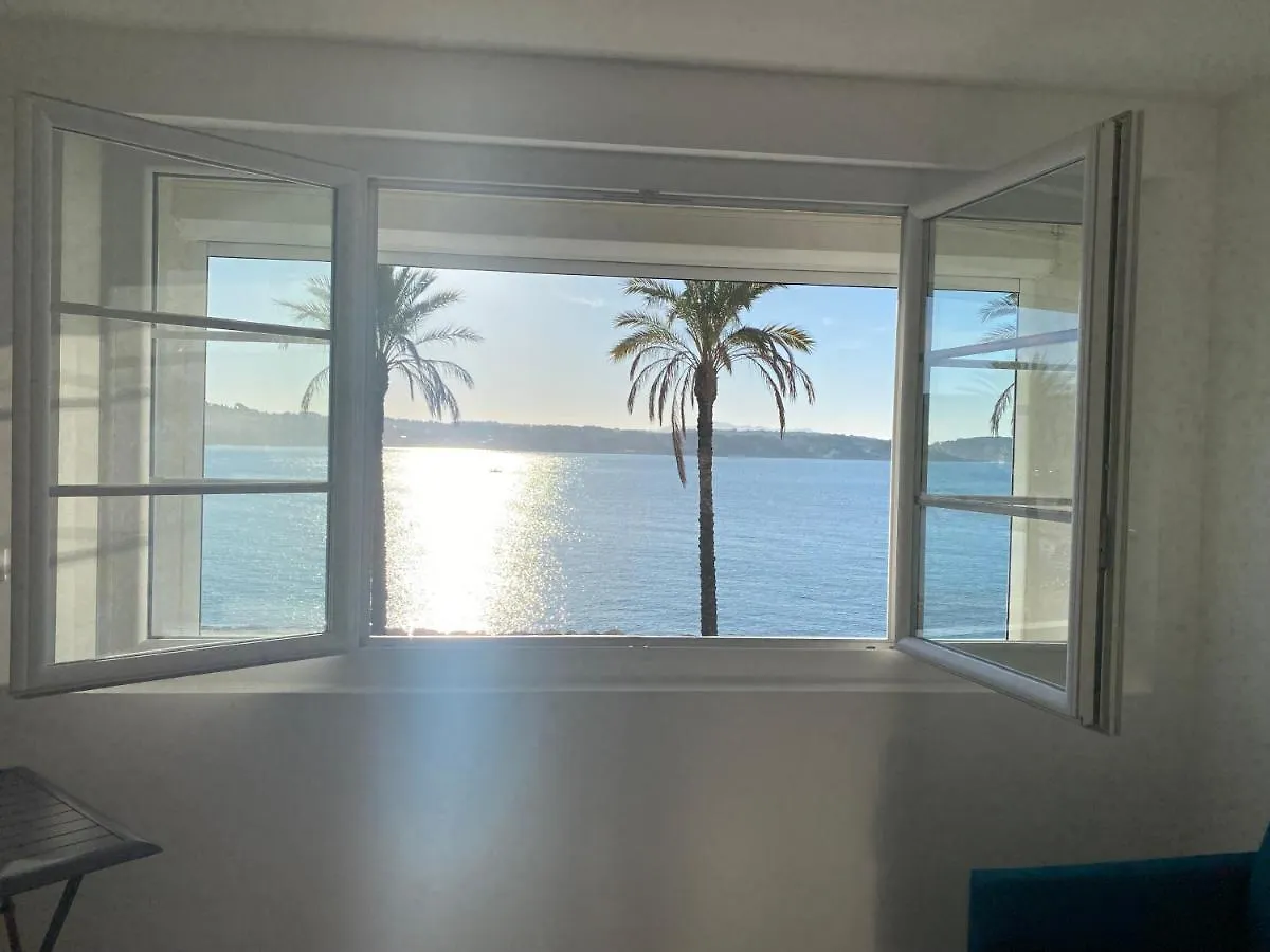 Splendide Studio Miramar Vue Mer Avec Terrasse Bandol 0*,  France