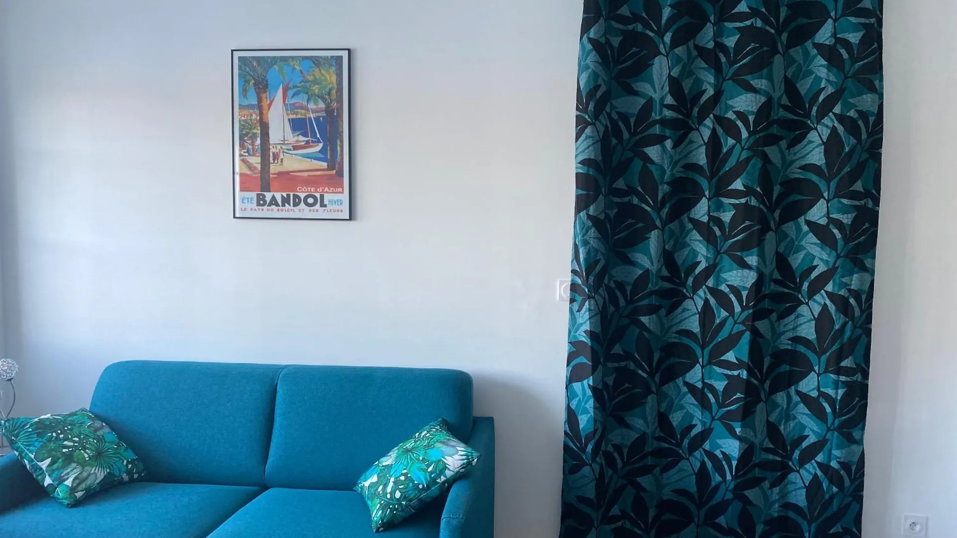Splendide Studio Miramar Vue Mer Avec Terrasse Bandol Appartement